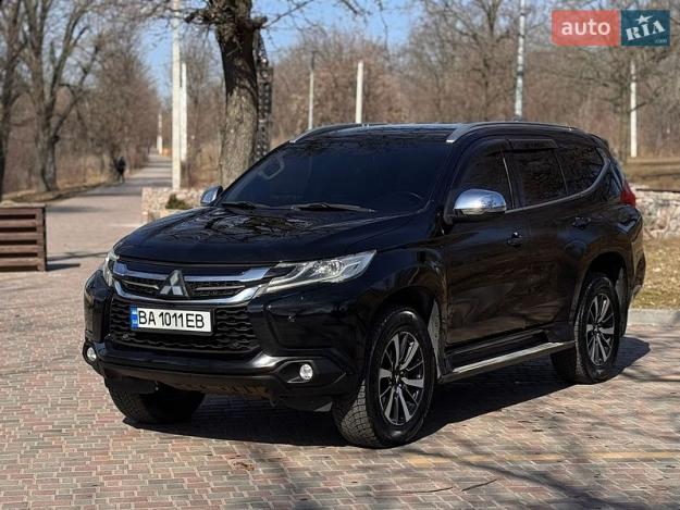 Mitsubishi Pajero sport, 2017г. 2.4л. дизель Кропивницький в кредит