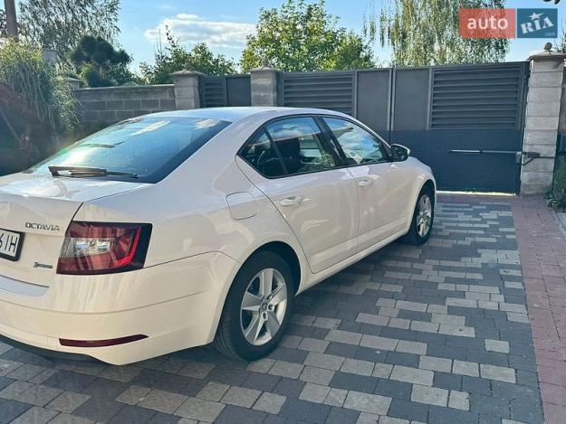 Skoda Octavia, 2017г. 1.6л. дизель Ужгород в кредит