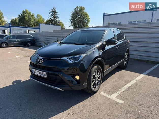 Toyota Rav4, 2018г. 2.0л. бензин Рівне в кредит