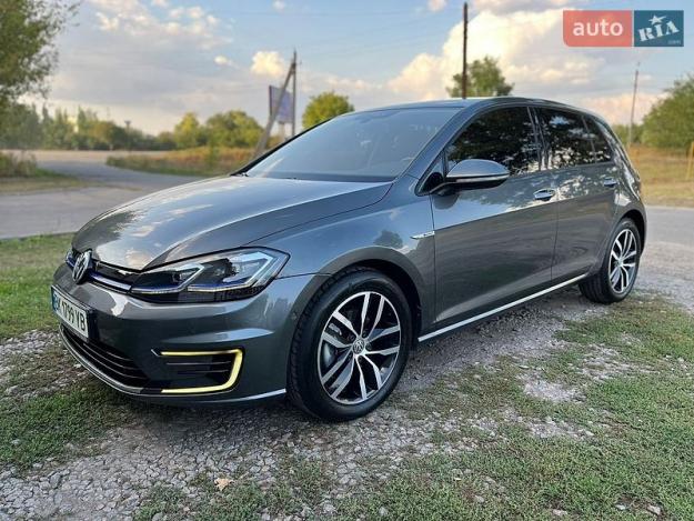 Volkswagen E-golf, 2019г. 0.0л. Електро Полтава в кредит
