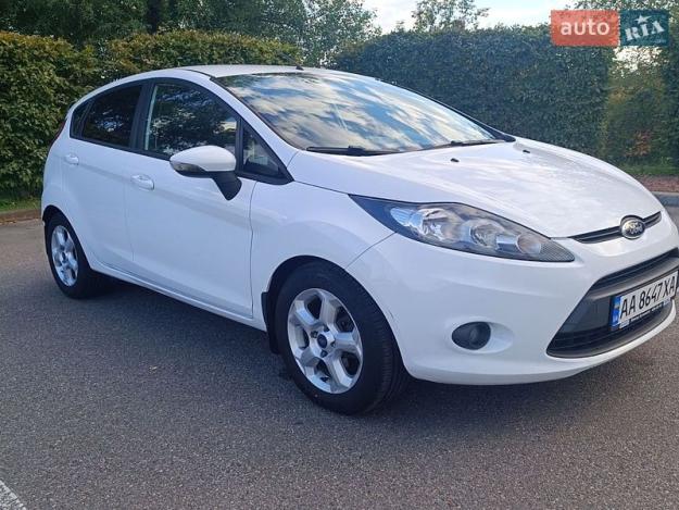 Ford Fiesta, 2011г. 1.4л. бензин Київ в кредит