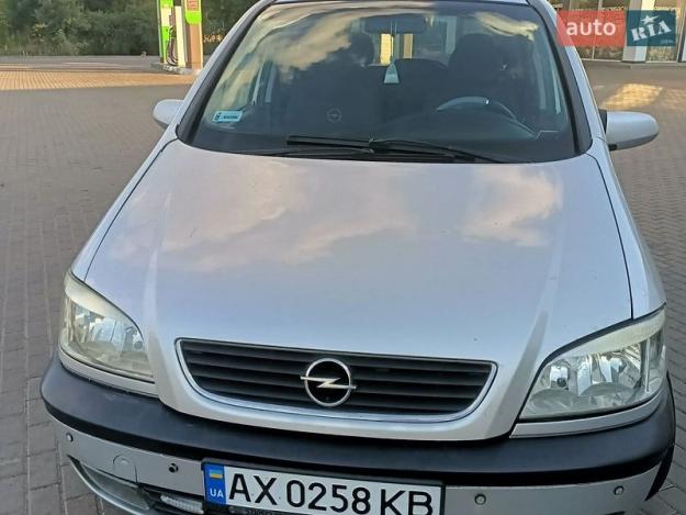 Opel Zafira, 2001г. 1.8л. бензин Київ в кредит