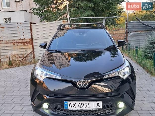 Toyota C-hr, 2017г. 2.0л. бензин Дніпро в кредит
