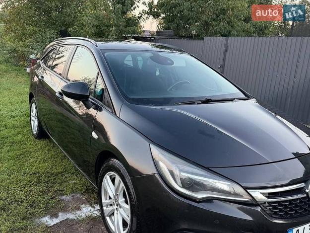 Opel Astra, 2016г. 1.6л. дизель Київ в кредит