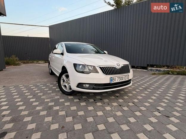 Skoda Superb, 2014г. 1.8л. бензин Полтава в кредит