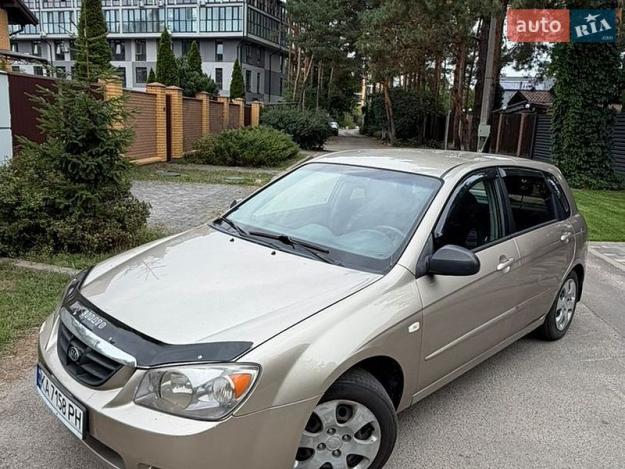 Kia Cerato, 2005г. 1.6л. бензин Київ в кредит
