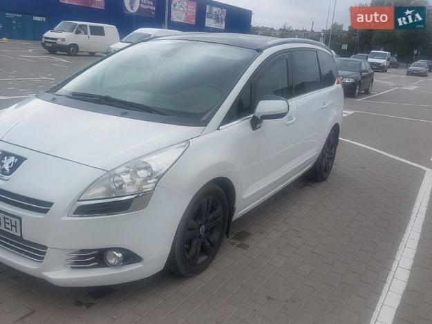 Peugeot 5008, 2011г. 2.0л. дизель Луцьк в кредит