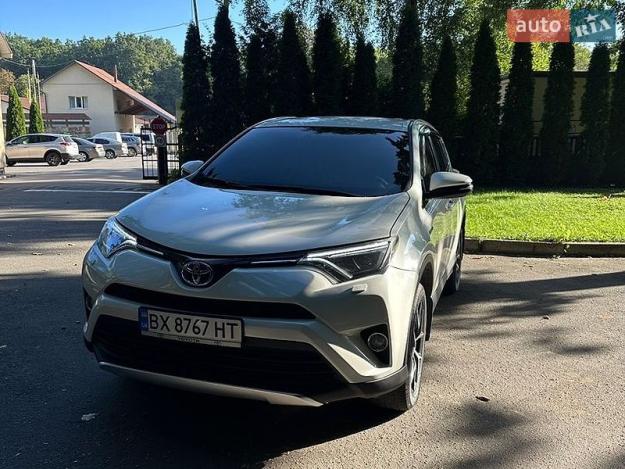 Toyota Rav4, 2016г. 2.5л. гібрид Вінниця в кредит