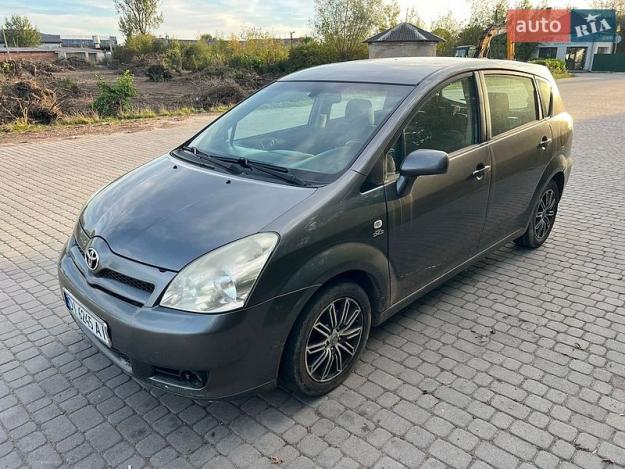 Toyota Corolla verso, 2005г. 2.0л. дизель Львів в кредит