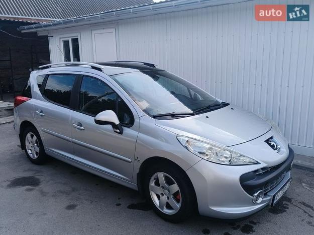 Peugeot 207, 2008г. 1.6л. бензин Київ в кредит