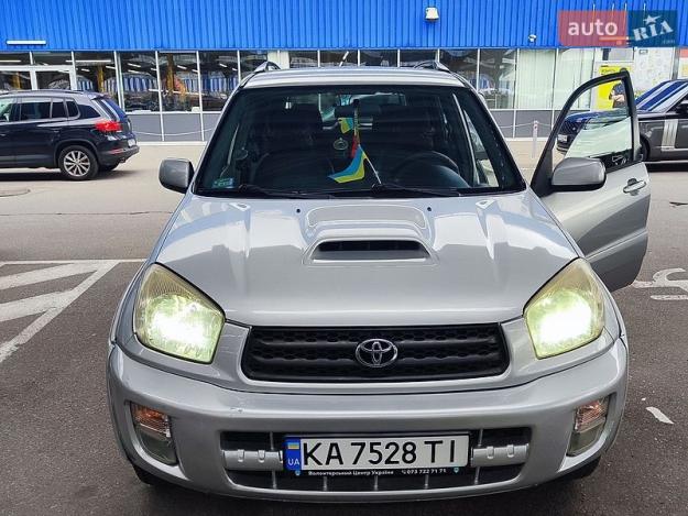 Toyota Rav4, 2003г. 2.0л. дизель Київ в кредит