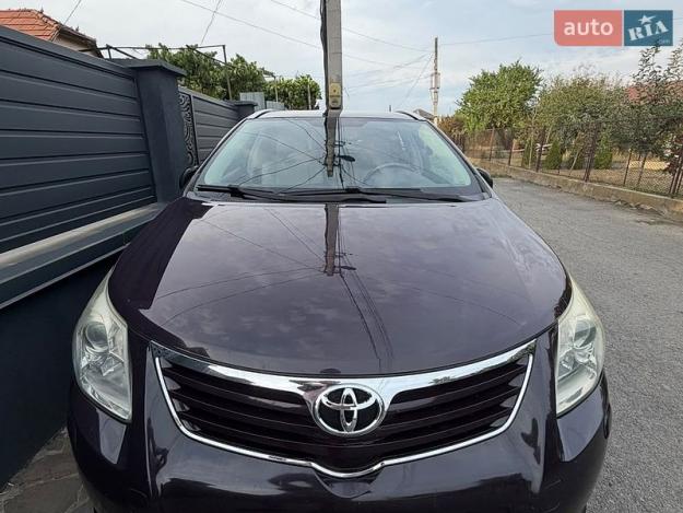 Toyota Avensis, 2010г. 2.2л. дизель Ужгород в кредит