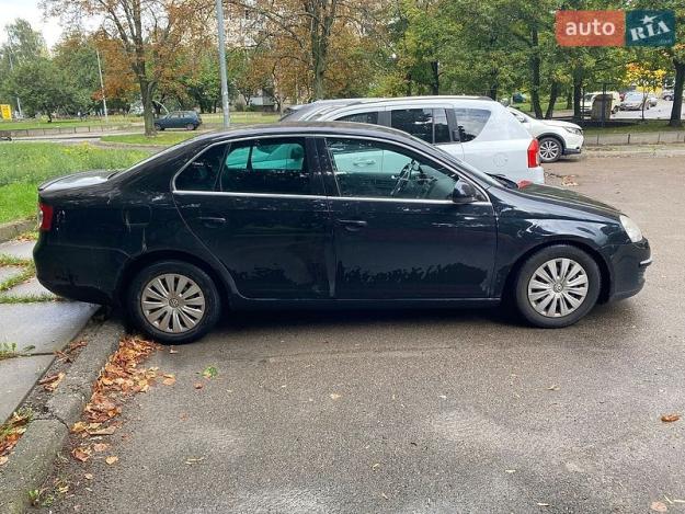 Volkswagen Jetta, 2006г. 1.6л. бензин Київ в кредит