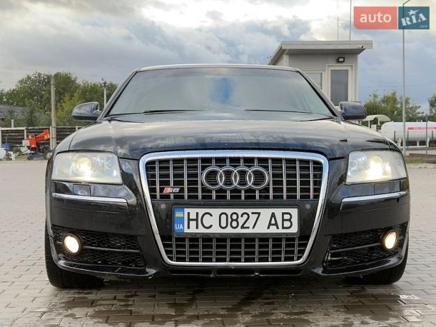 Audi A8, 2005г. 3.0л. дизель Луцьк в кредит