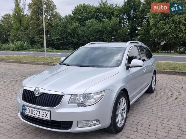 Skoda Superb, 2013г. 2.0л. дизель Тернопіль в кредит