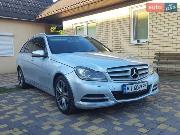 Mercedes-benz C-class, 2011г. 2.1л. дизель Київ в кредит