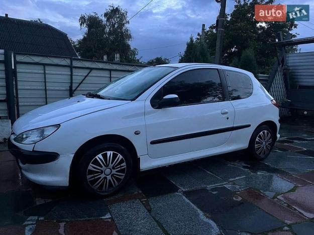 Peugeot 206, 2004г. 1.4л. бензин Житомир в кредит