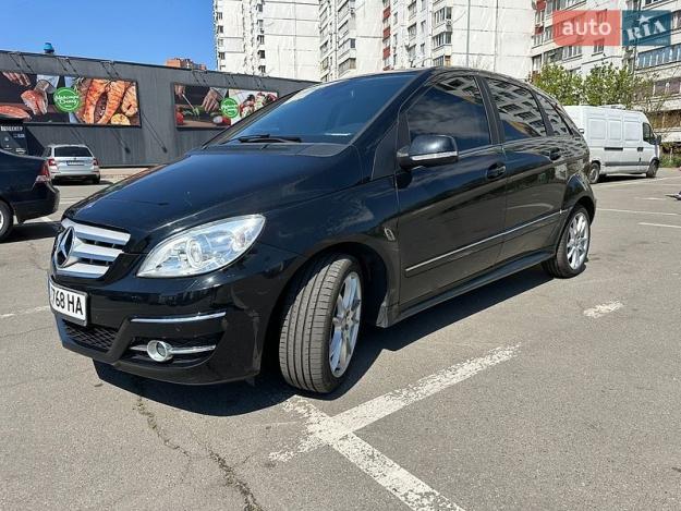 Mercedes-benz B-class, 2010г. 1.7л. бензин Київ в кредит