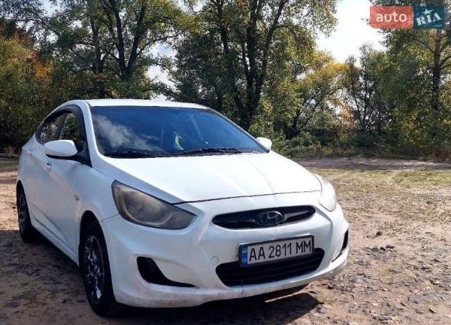 Hyundai Accent, 2013г. 1.4л. гібрид Київ в кредит