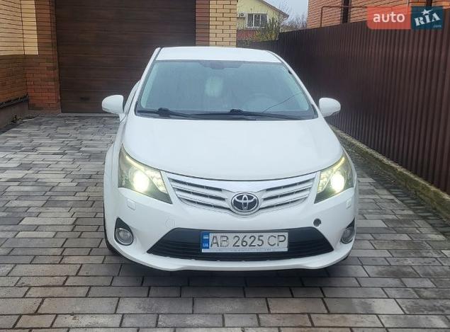 Toyota Avensis, 2012г. 2.0л. бензин Вінниця в кредит