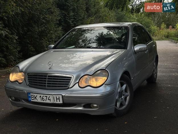Mercedes-benz C-class, 2001г. 2.2л. дизель Рівне в кредит