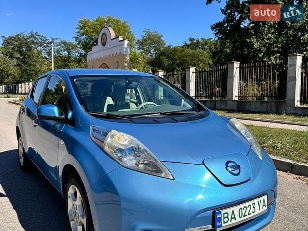 Nissan Leaf, 2011г. 0.0л. Електро Кропивницький в кредит