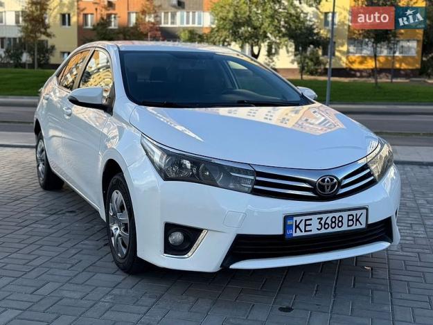 Toyota Corolla, 2013г. 1.6л. бензин Дніпро в кредит