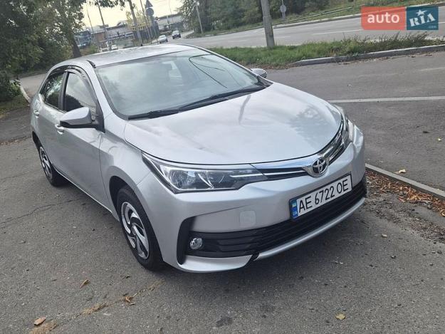 Toyota Corolla, 2016г. 1.3л. гібрид Київ в кредит