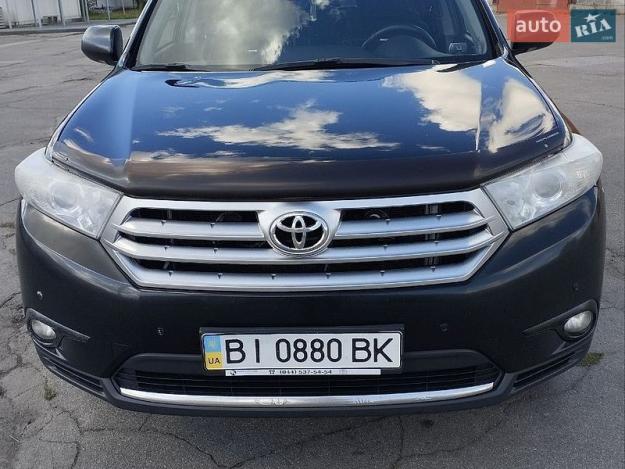 Toyota Highlander, 2011г. 3.5л. бензин Полтава в кредит