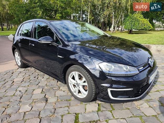 Volkswagen E-golf, 2014г. 0.0л. Електро Житомир в кредит