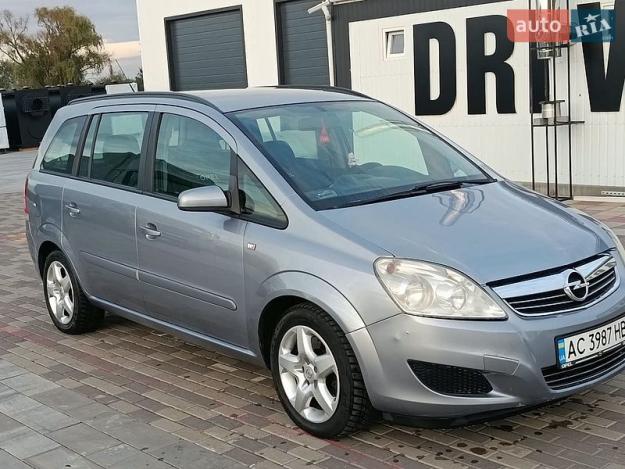 Opel Zafira, 2008г. 1.9л. дизель Київ в кредит