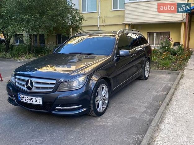 Mercedes-benz C-class, 2012г. 3.0л. дизель Суми в кредит