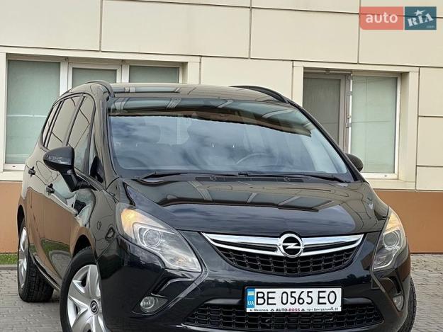 Opel Zafira tourer, 2012г. 2.0л. дизель Миколаїв в кредит
