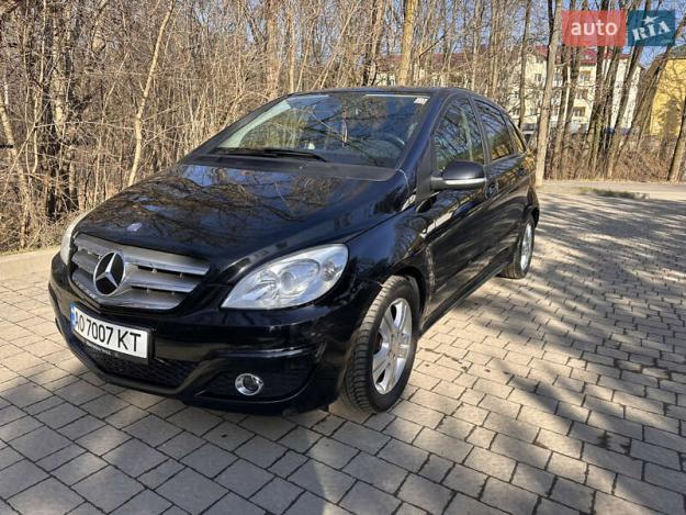 Mercedes-benz B-class, 2011г. 2.0л. дизель Ужгород в кредит