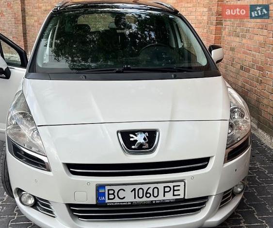 Peugeot 5008, 2013г. 2.0л. дизель Рівне в кредит
