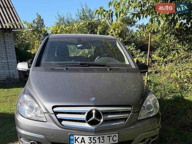 Mercedes-benz B-class, 2010г. 1.7л. бензин Київ в кредит