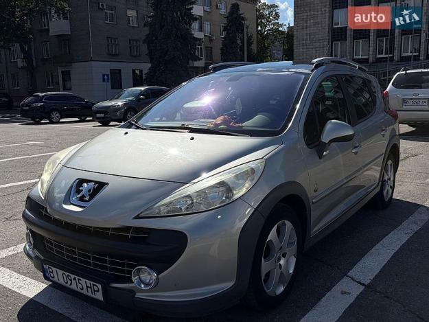 Peugeot 207, 2008г. 1.6л. бензин Полтава в кредит