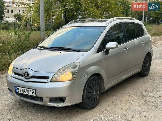 Toyota Corolla verso, 2004г. 1.6л. бензин Дніпро в кредит