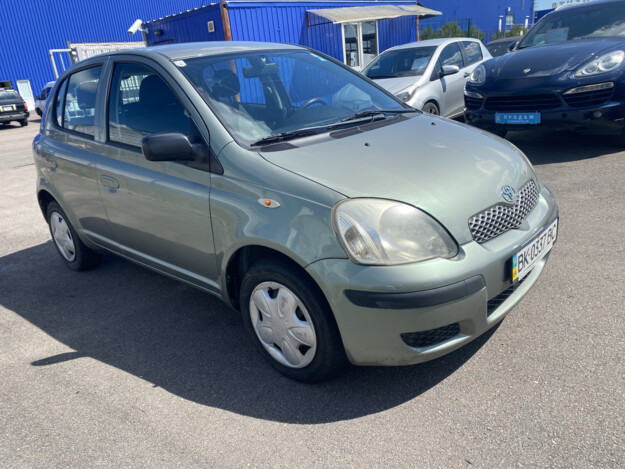 Toyota Yaris, 2003г. 1.0л. бензин Рівне в кредит