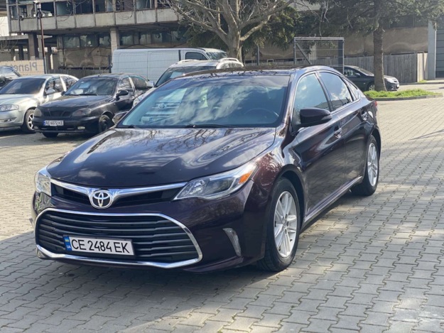Toyota Avalon, 2015г. 3.5л. бензин Чернівці в кредит