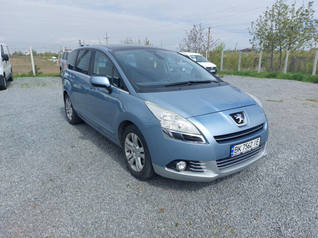 Peugeot 5008, 2009г. 1.6л. бензин Рівне в кредит