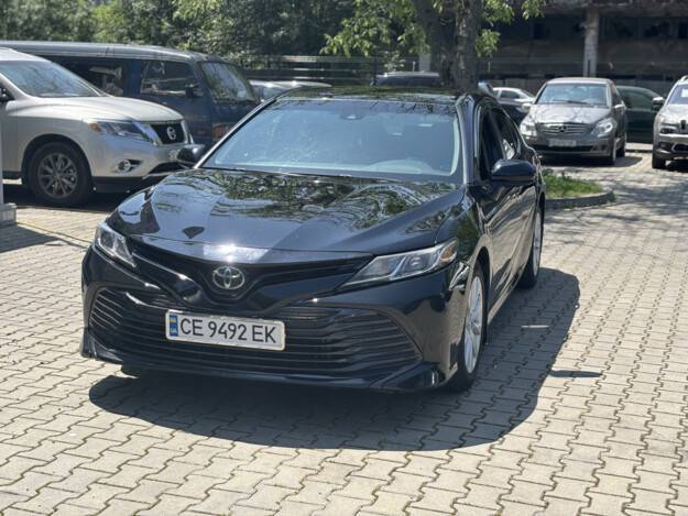 Toyota Camry, 2018г. 2.5л. бензин Чернівці в кредит