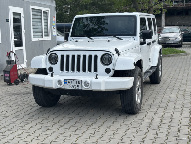 Jeep Wrangler, 2016г. 3.6л. гібрид Чернівці в кредит