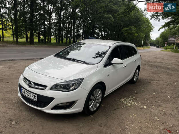Opel Astra sports tourer, 2013г. 2.0л. дизель Черкаси в кредит