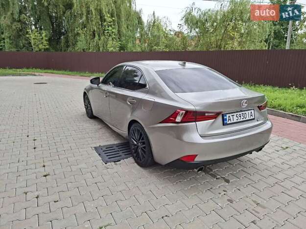 Lexus Is, 2013г. 2.5л. бензин Івано-Франківськ в кредит