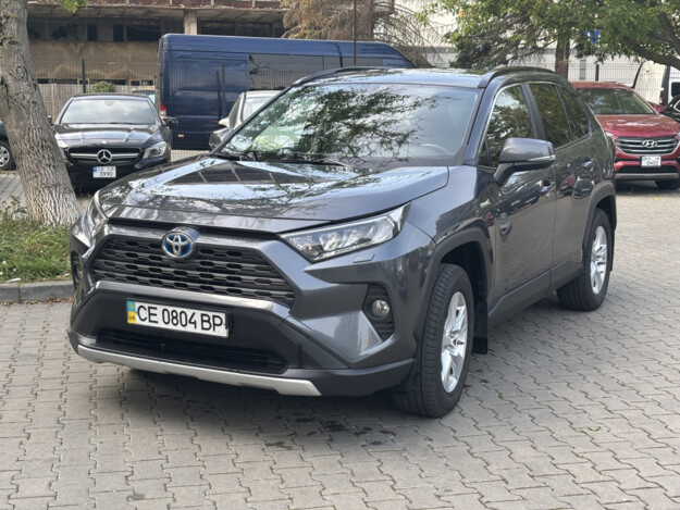 Toyota Rav-4 hybrid, 2019г. 2.5л. гібрид Чернівці в кредит