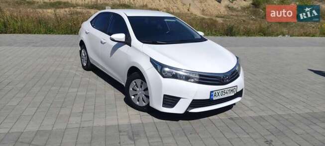 Toyota Corolla, 2016г. 1.3л. бензин Хмельницький в кредит