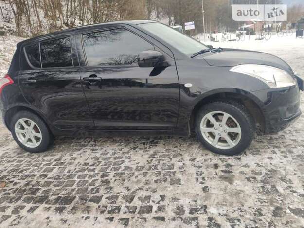 Suzuki Swift, 2013г. 1.2л. бензин Ужгород в кредит