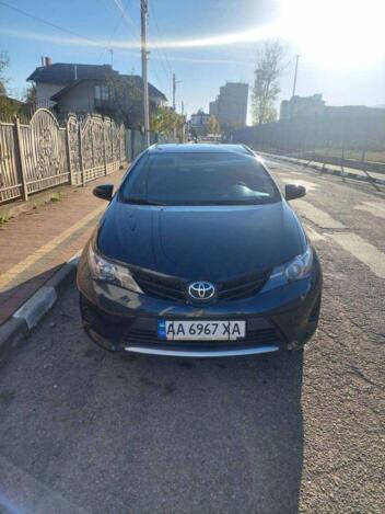 Toyota Auris, 2013г. 1.3л. бензин Ужгород в кредит