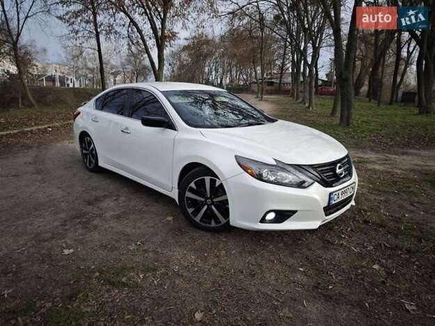Nissan Altima, 2017г. 2.5л. бензин Черкаси в кредит